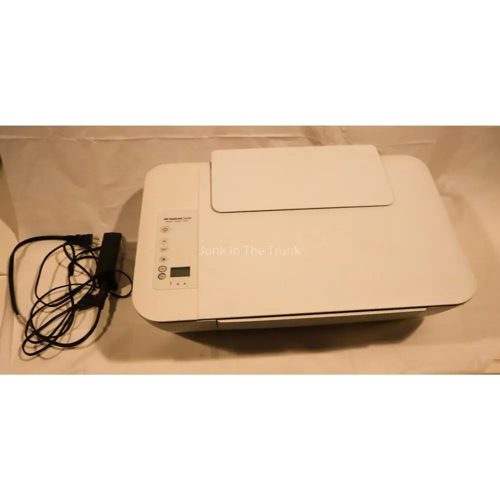Hp Desk printer working but color red does not